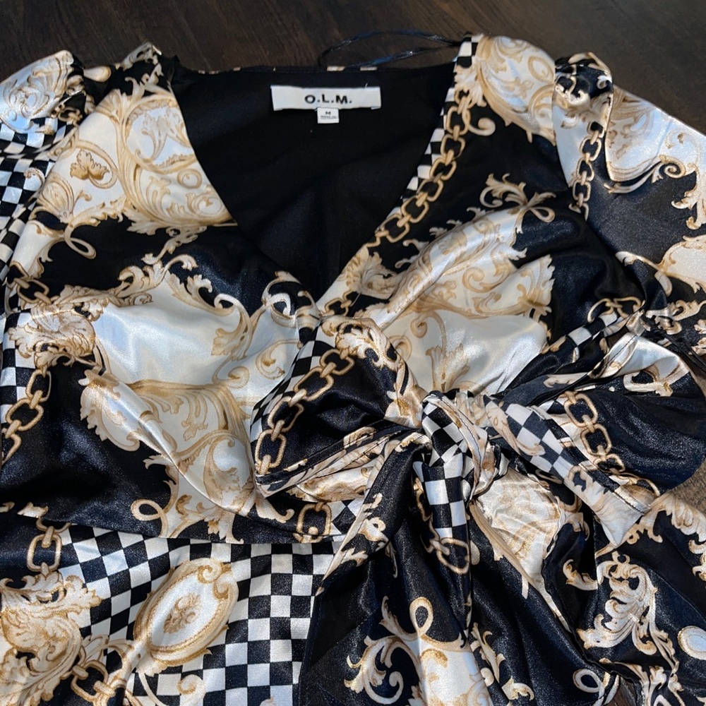 Blouse 🌼 - Picture 6 of 6